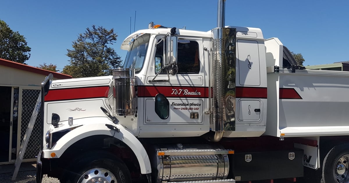 T&T Bowden excavation truck