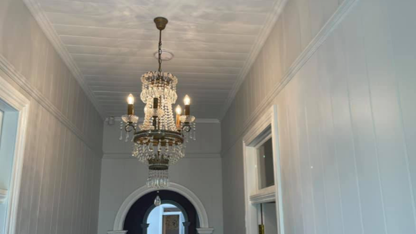 CaseStudy_matt_hill_electrical_luxury teardrop chandelier hanging from ceiling
