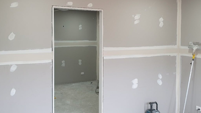 empty room with freshly plastered walls 